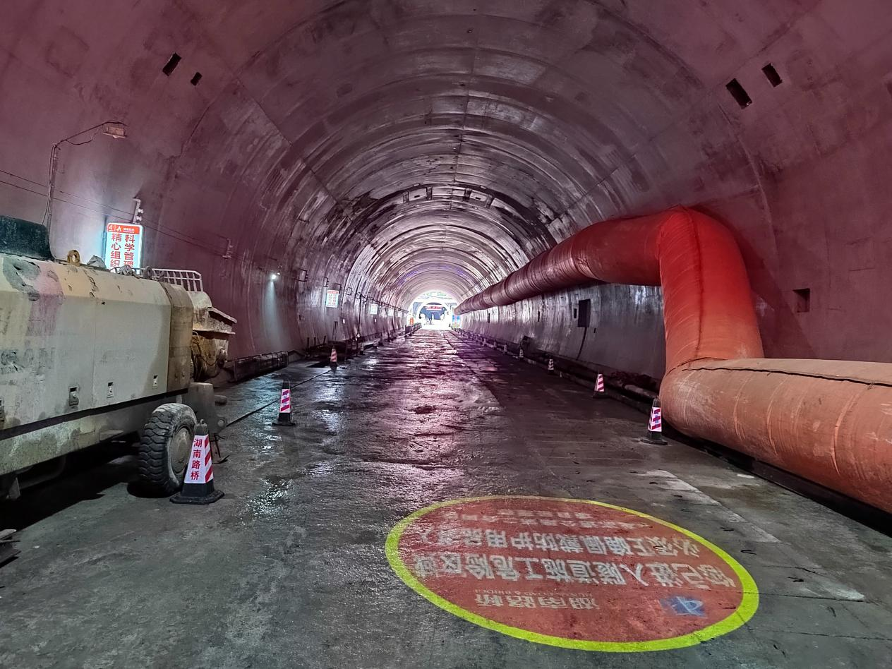 城龙高速全线贯通湖南再添出省新通道(图2)