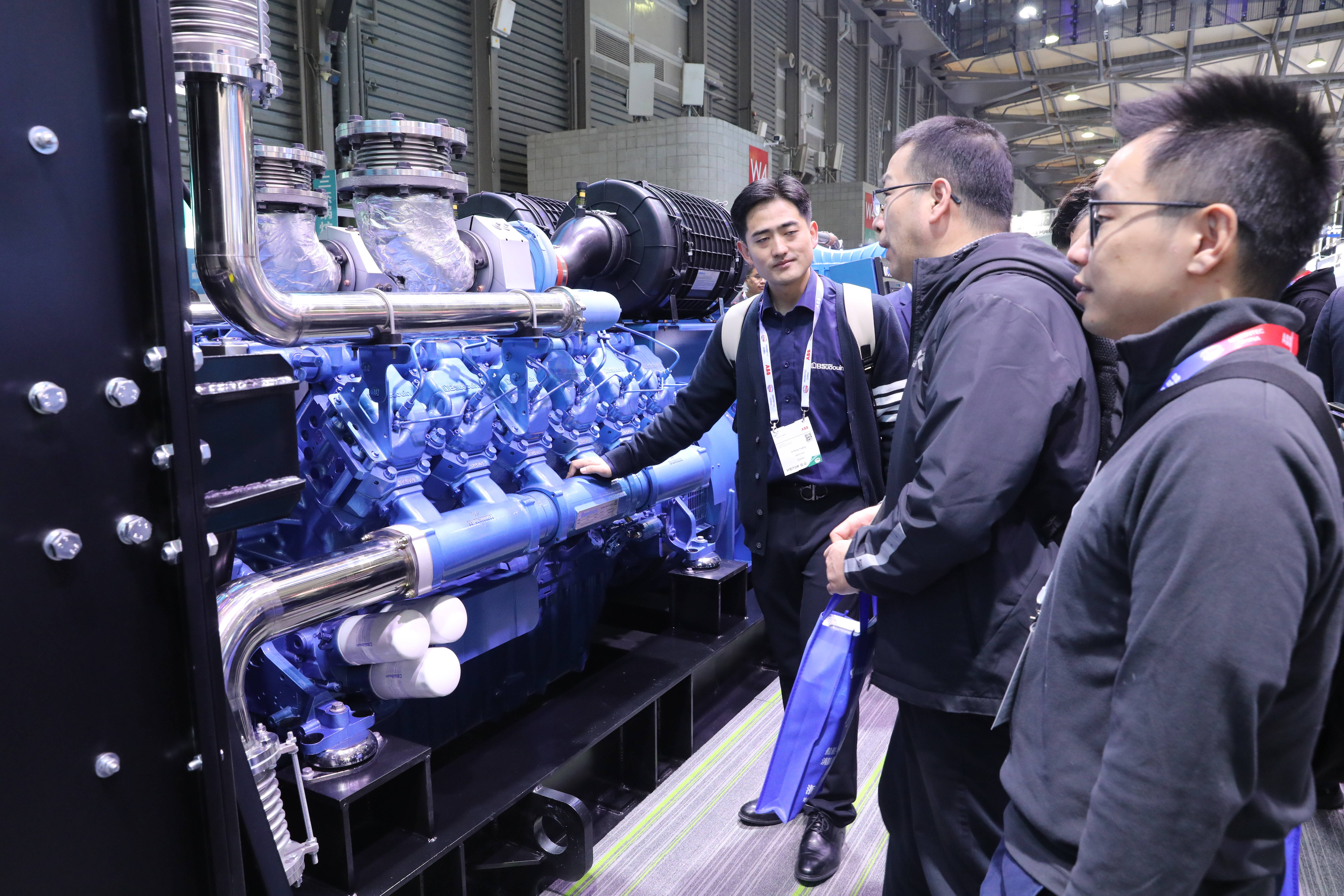 kaiyun网站：从内河到远洋：潍柴船舶动力2025交出亮丽答卷(图5)