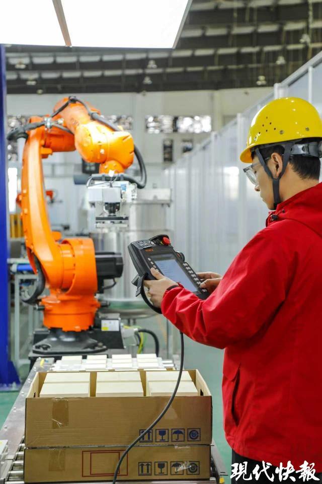 kaiyun网站:探访中国滤料之乡阜宁如何“抱团共享”破局(图6)