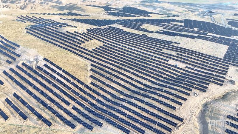 中央经济工作会议关键词｜坚持“双碳”引领推动全面绿色转型