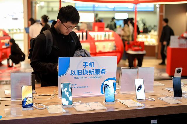 kaiyun：中国经济信心说丨消费添“绿”产业向“新”